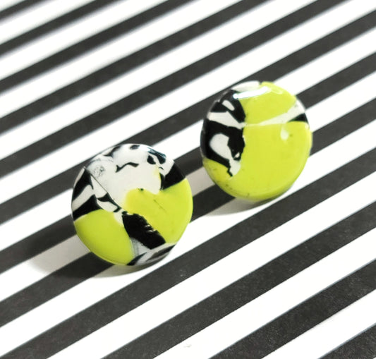 Lady lime STUD earrings image 0